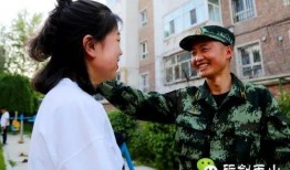 微笑爆料退役军人视频,致敬英雄的感人瞬间