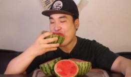 吃瓜的一个网红叫什么,揭秘网红“吃瓜小能手”的爆红之路